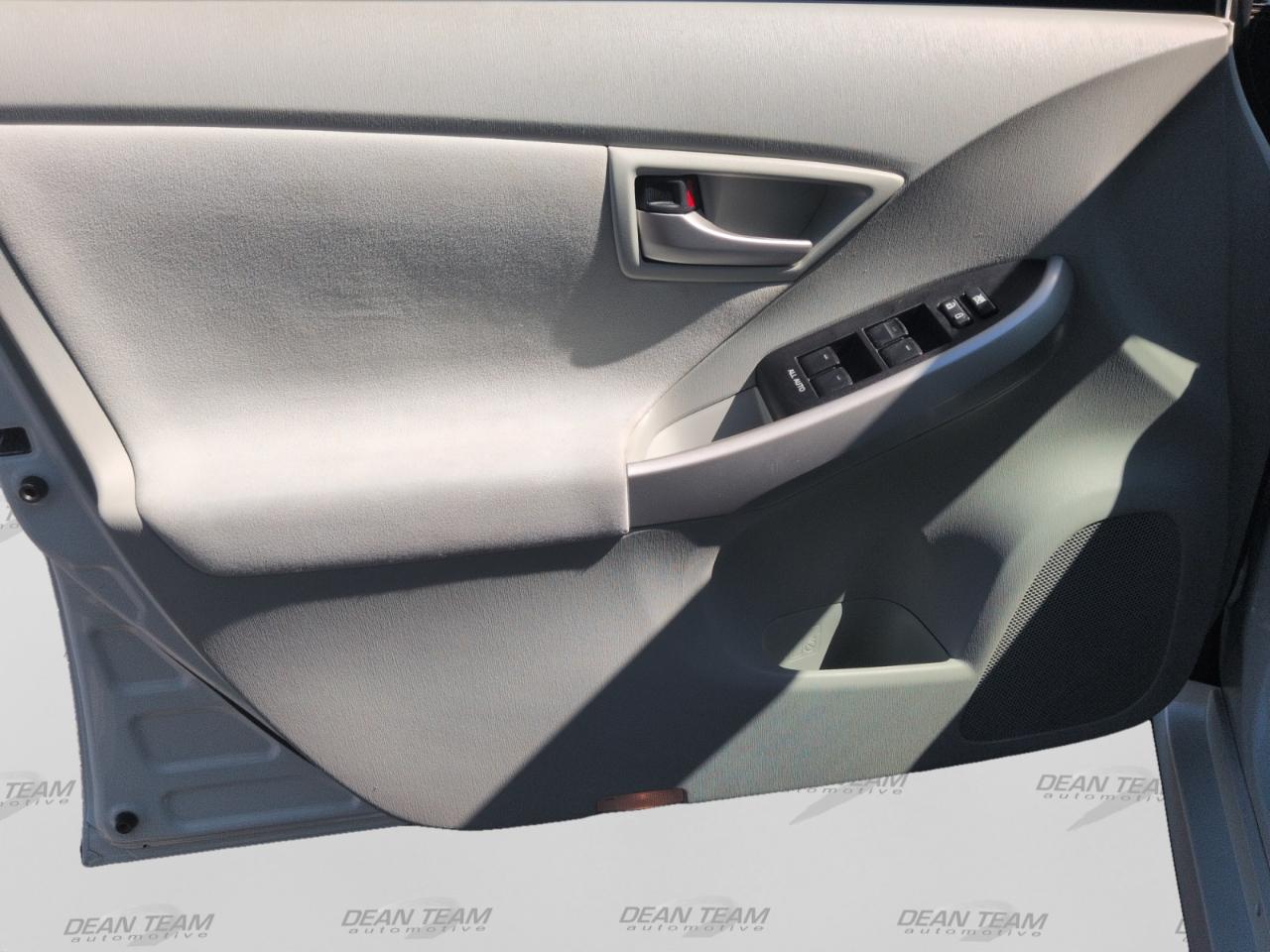 Toyota Prius  2015
