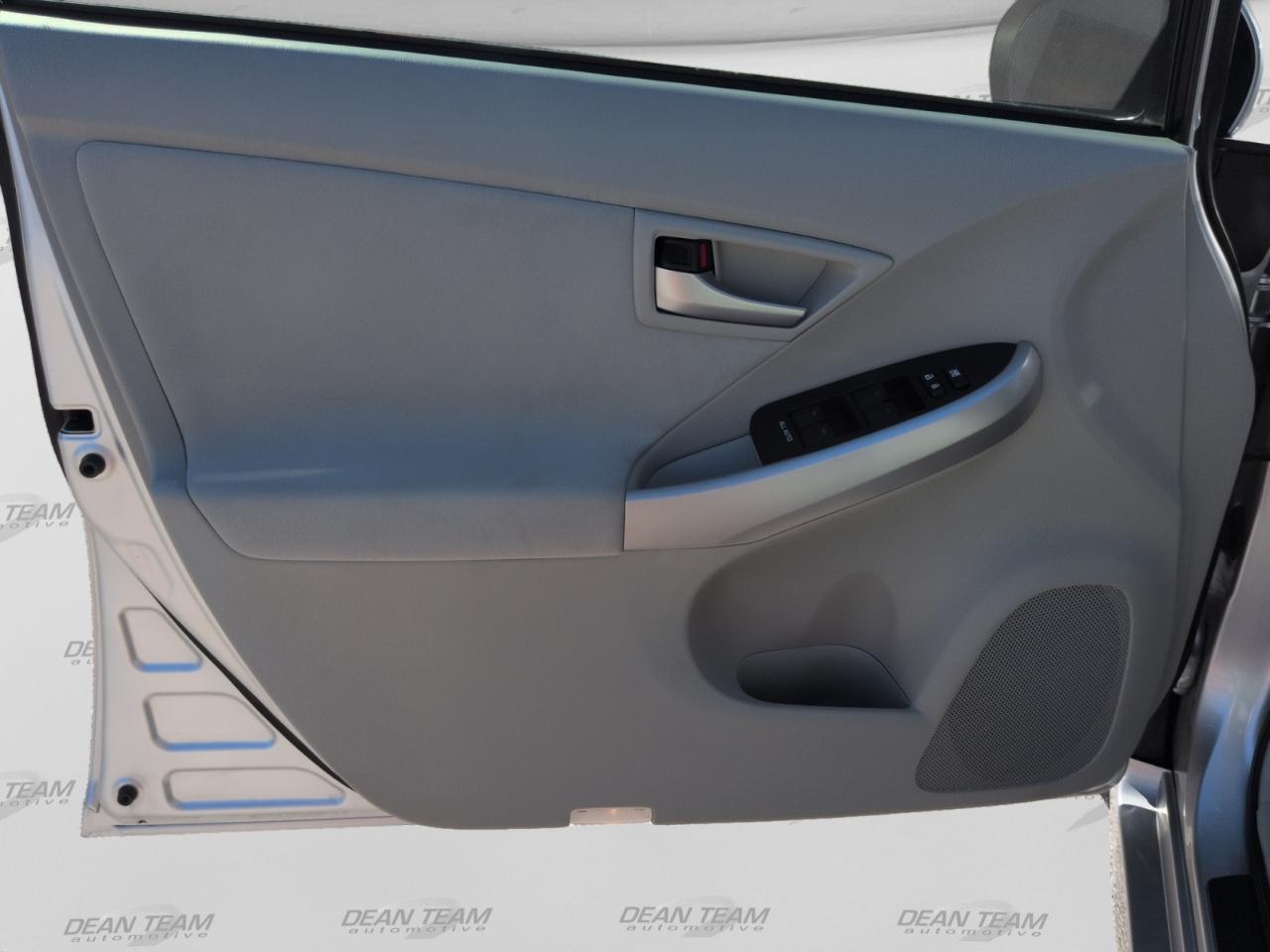 Toyota Prius  2014