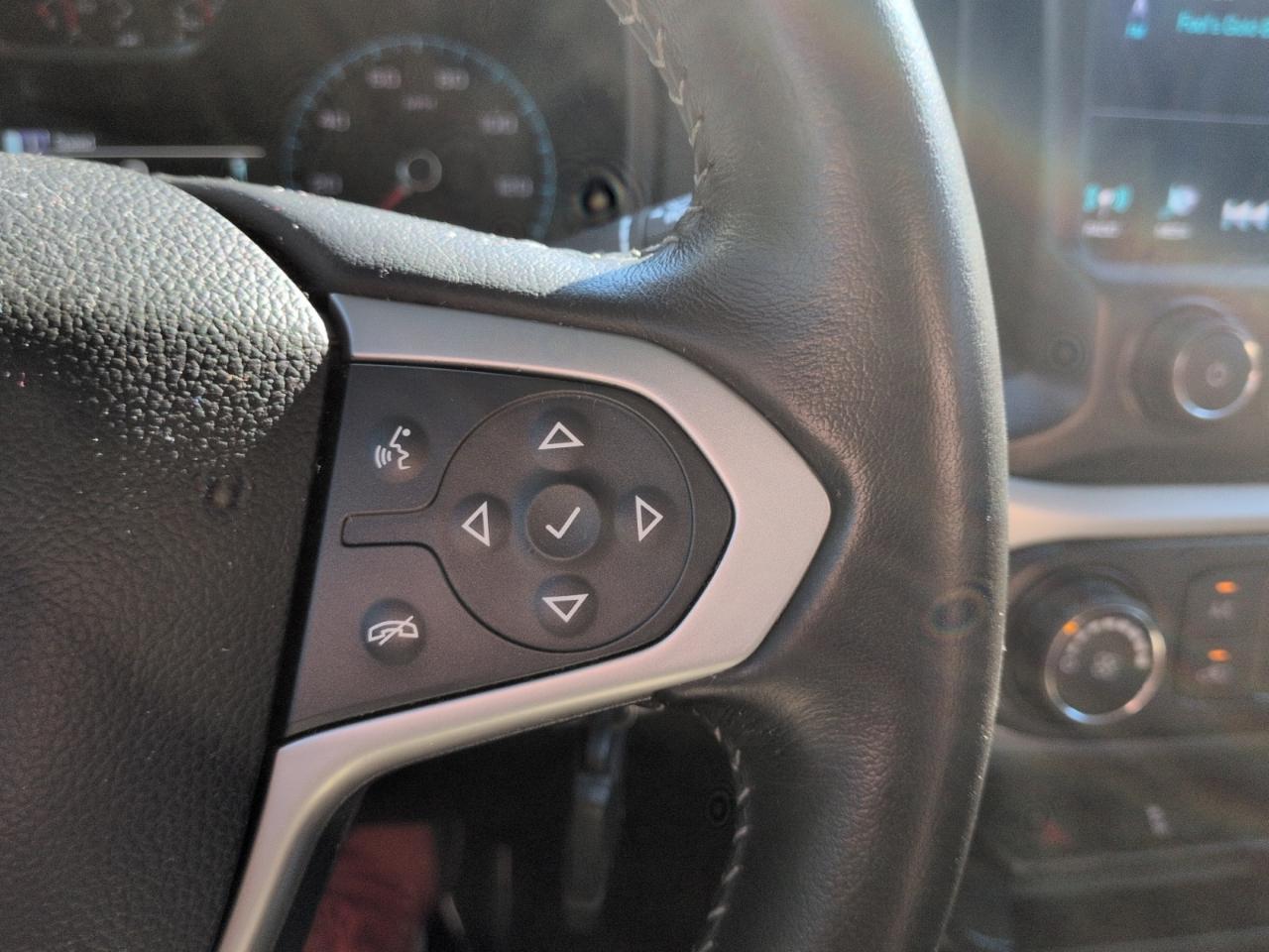 Chevrolet Colorado 4WD Crew Cab 140.5" LT 2016