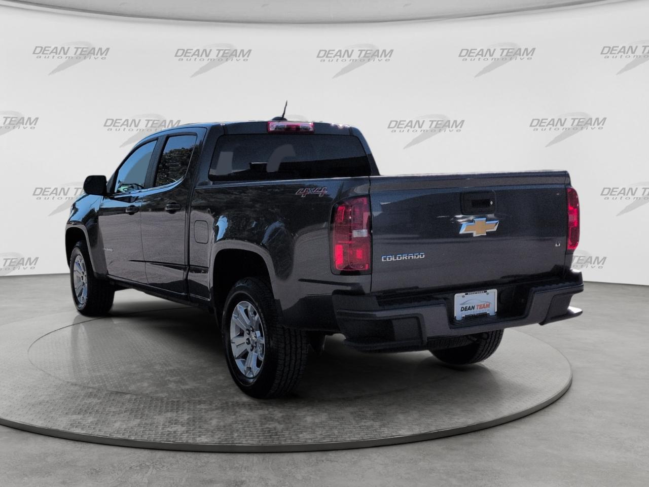 Chevrolet Colorado 4WD Crew Cab 140.5" LT 2016