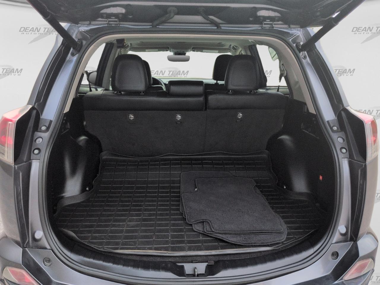 Toyota RAV4 Hybrid Limited AWD 2017