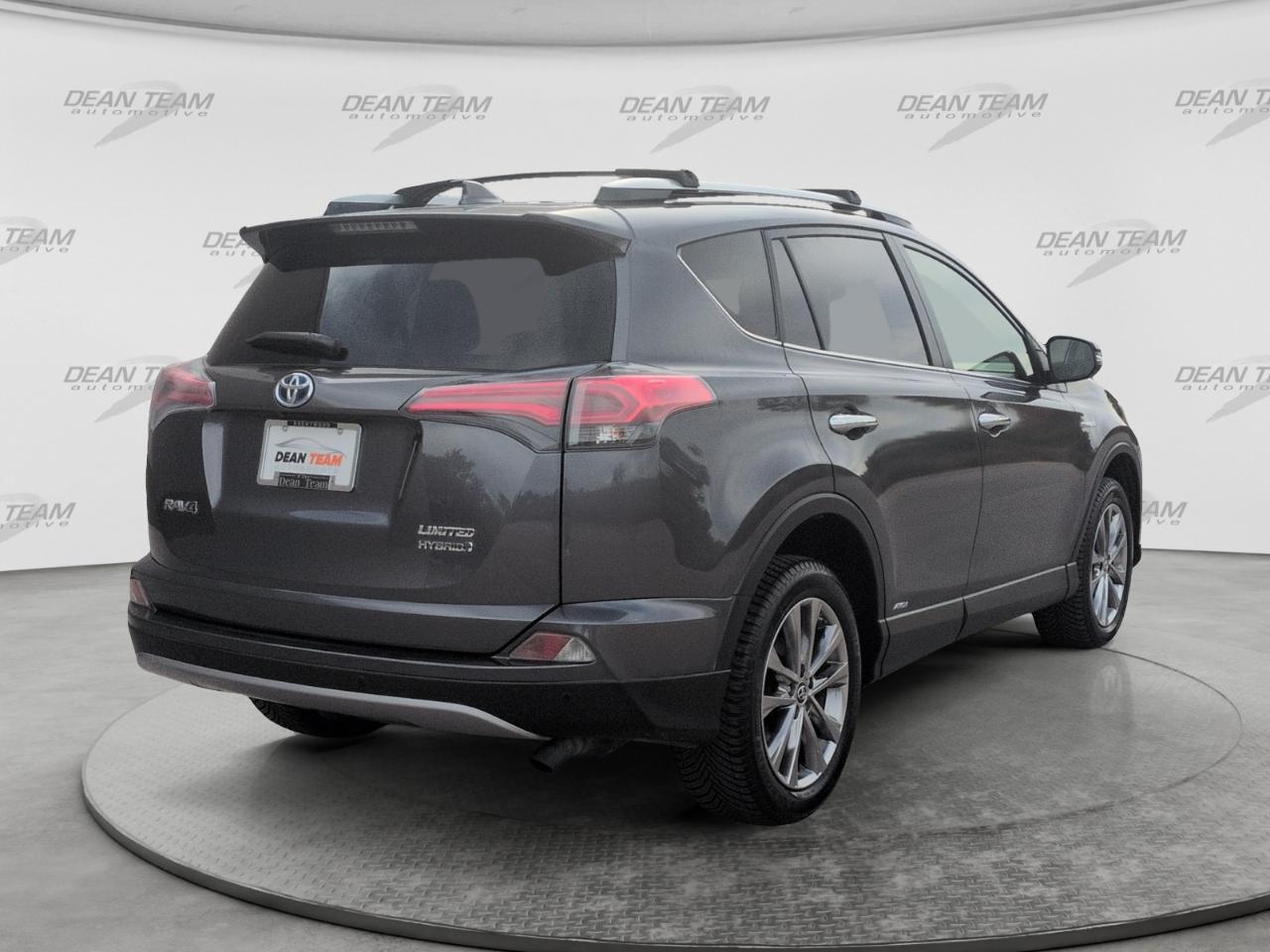 Toyota RAV4 Hybrid Limited AWD 2017