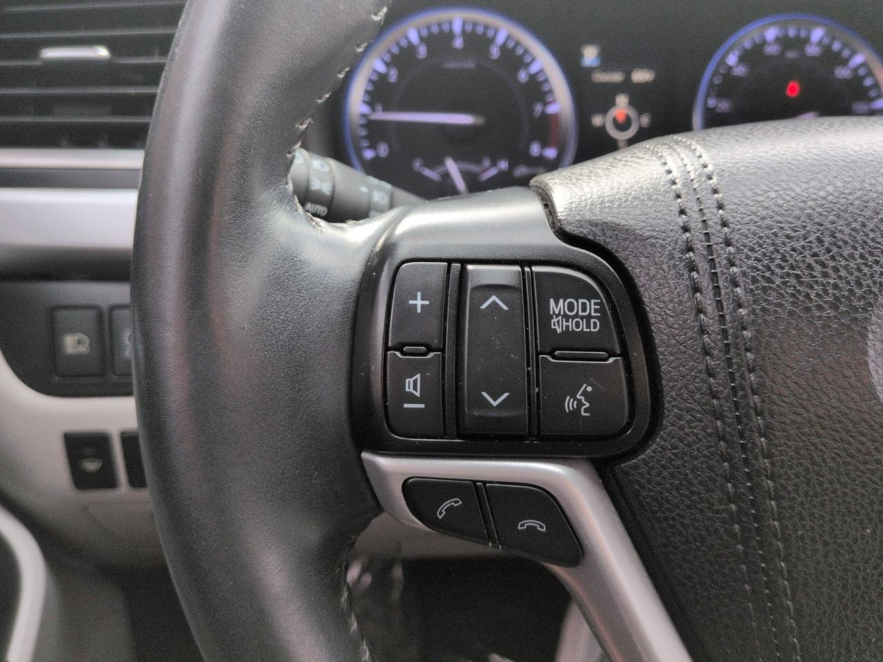Toyota Highlander  2019