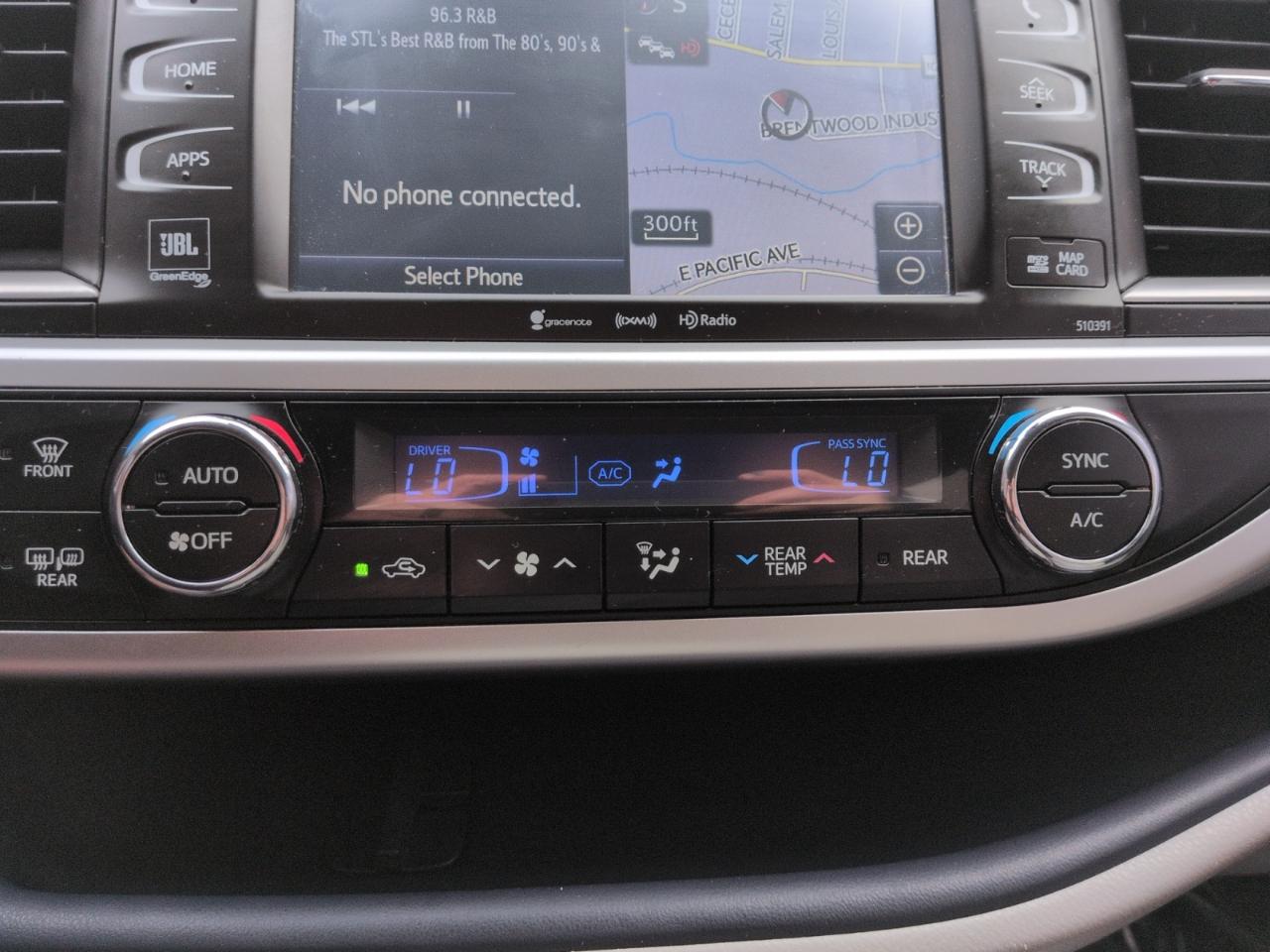 Toyota Highlander  2019