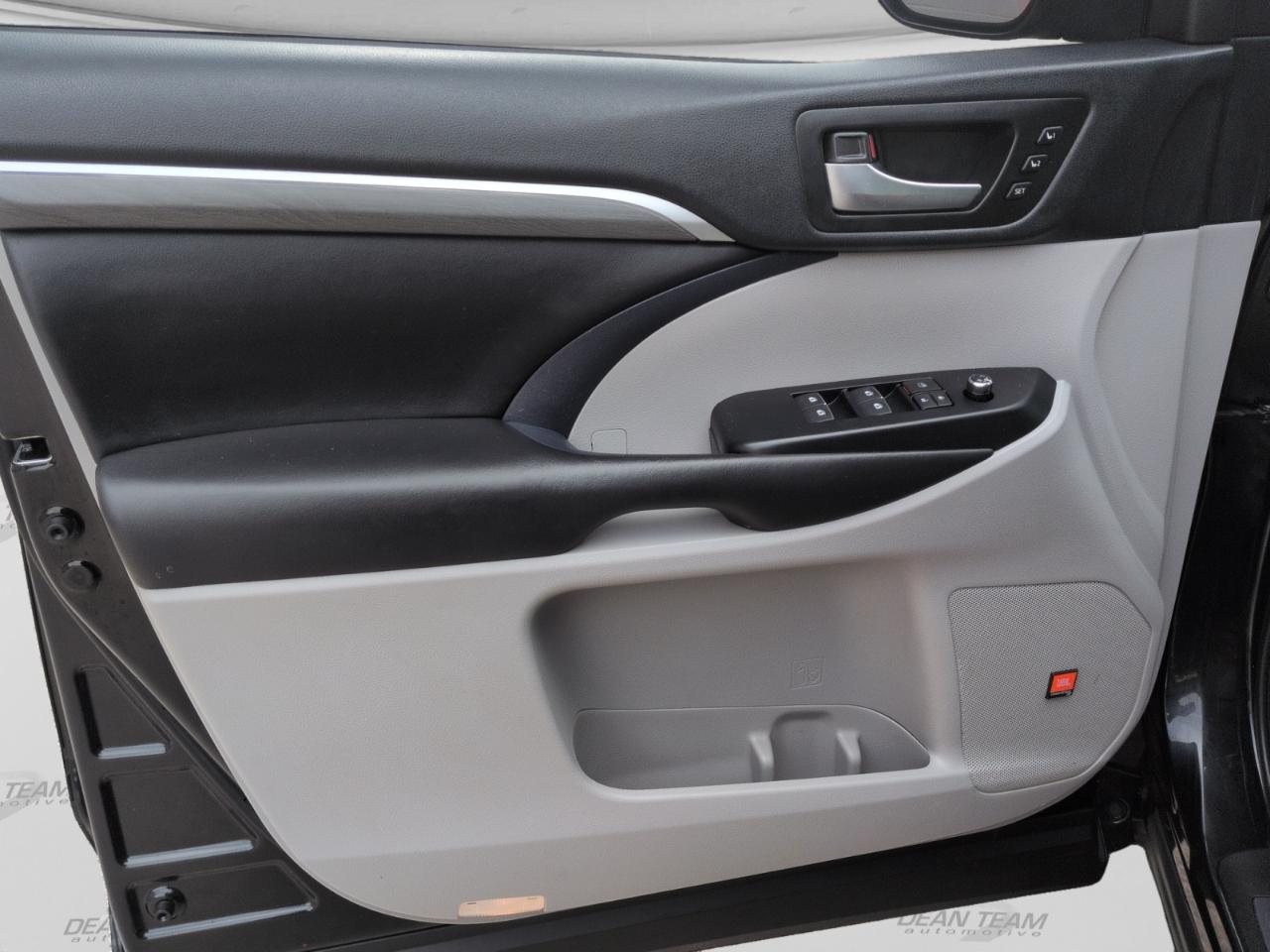 Toyota Highlander  2019
