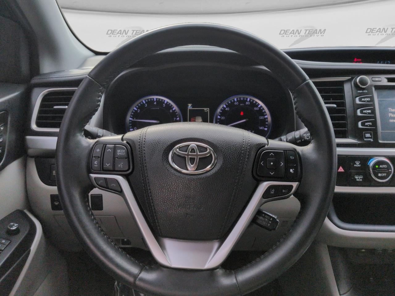 Toyota Highlander  2019