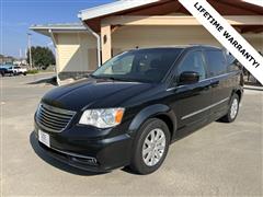 2016 Chrysler Town & Country 