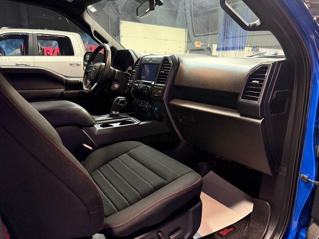 2020 Ford F-150 XLT photo 8