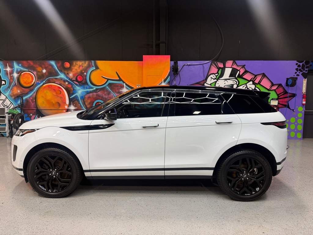 2020 Land Rover Range Rover Evoque SE photo 2