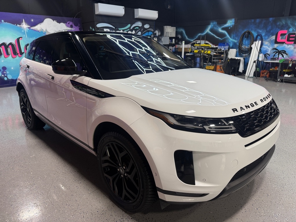 2020 Land Rover Range Rover Evoque SE photo 6