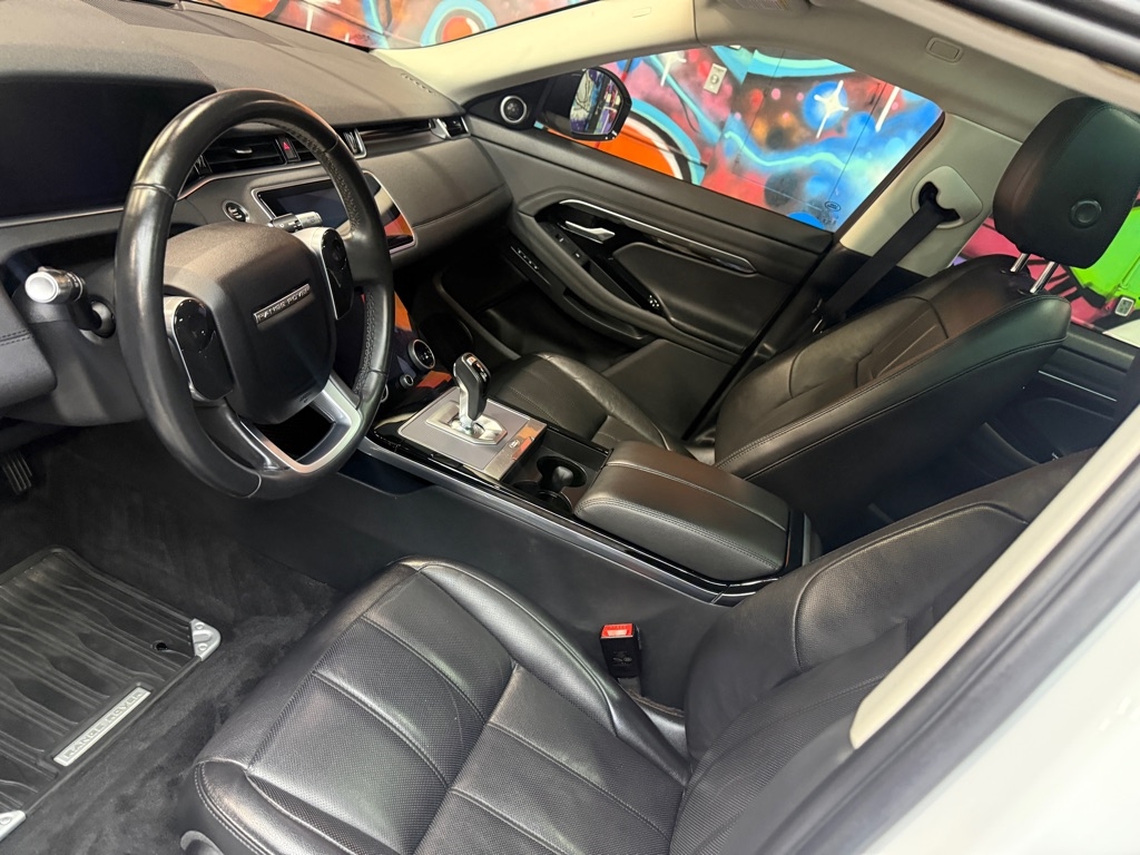 2020 Land Rover Range Rover Evoque SE photo 9