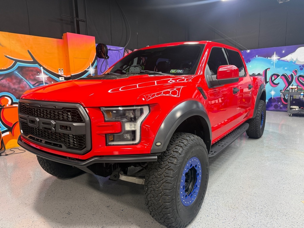 2018 Ford F-150 Raptor SuperCrew 4WD