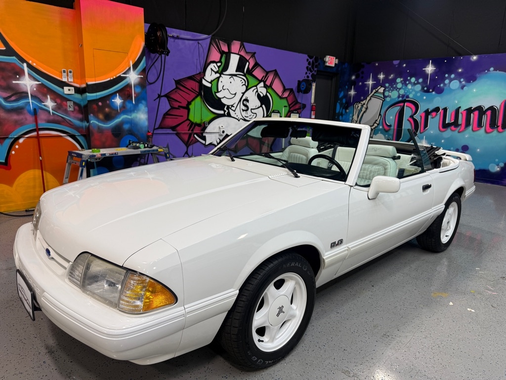 1993 Ford Mustang LX Convertible photo 2