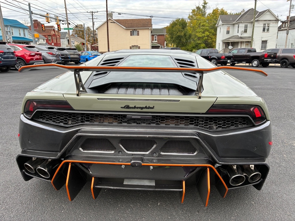 Lamborghini Huracan LP610-4 Coupe 2015 Lamborghini Huracan LP610-4 Coupe 2015