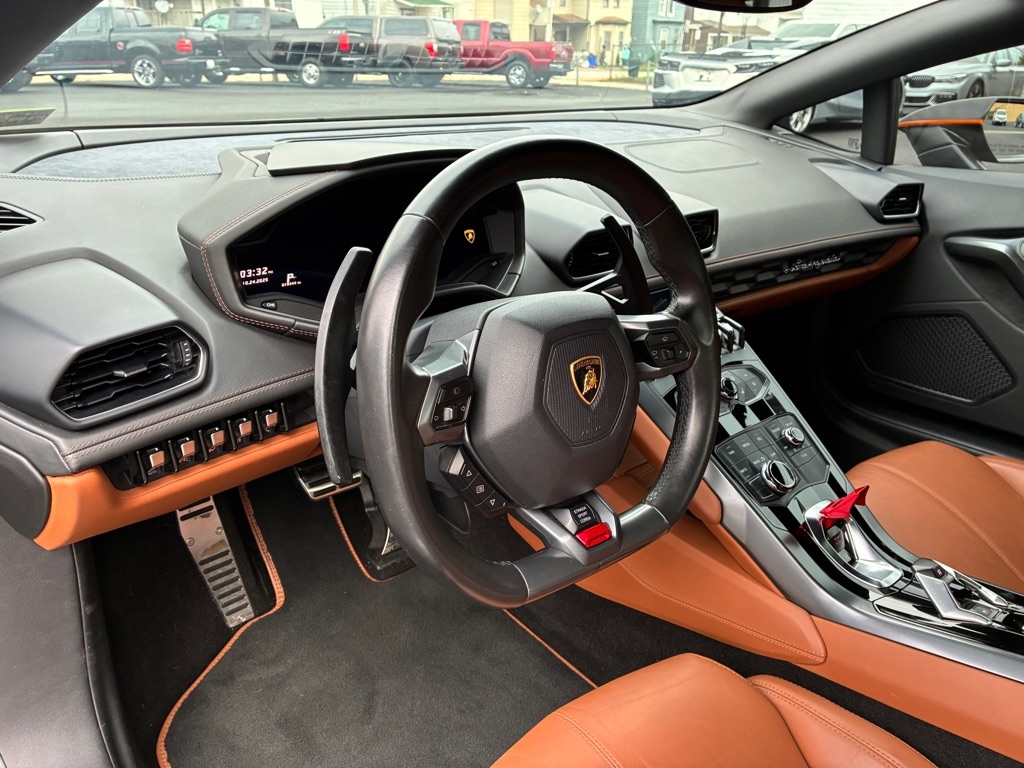 Lamborghini Huracan LP610-4 Coupe 2015 Lamborghini Huracan LP610-4 Coupe 2015