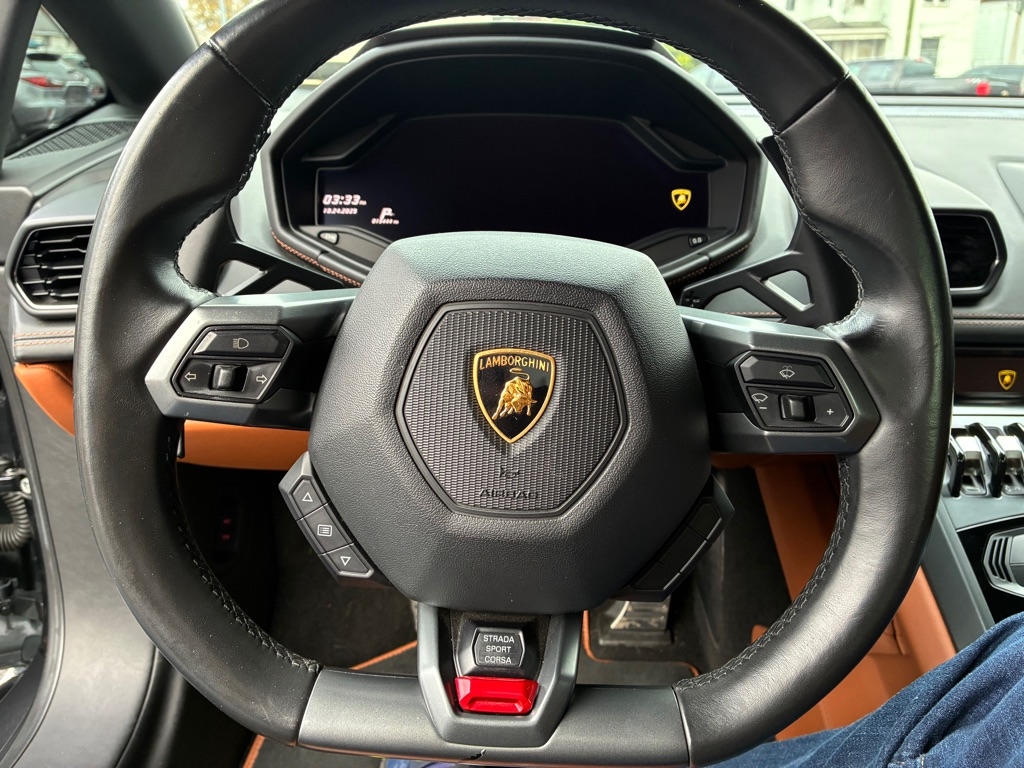 Lamborghini Huracan LP610-4 Coupe 2015 Lamborghini Huracan LP610-4 Coupe 2015