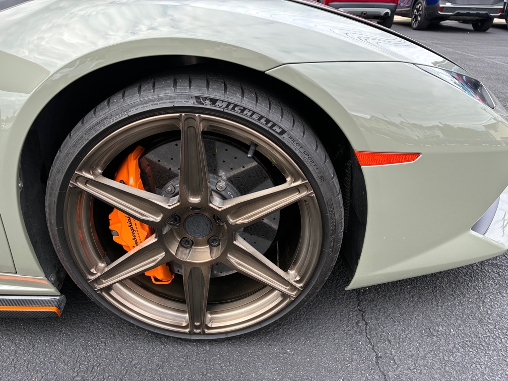 Lamborghini Huracan LP610-4 Coupe 2015 Lamborghini Huracan LP610-4 Coupe 2015