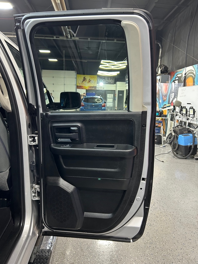 RAM 1500 Classic Express 4x4 Quad Cab 6'4" Box 2019