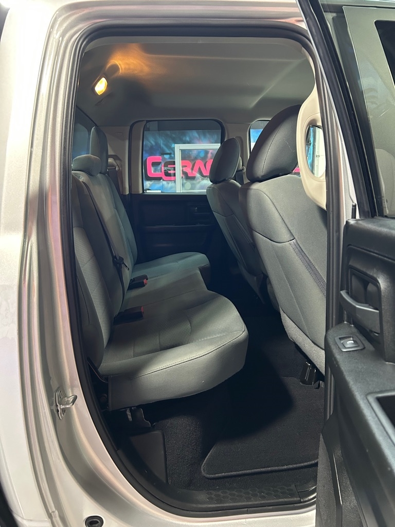 RAM 1500 Classic Express 4x4 Quad Cab 6'4" Box 2019