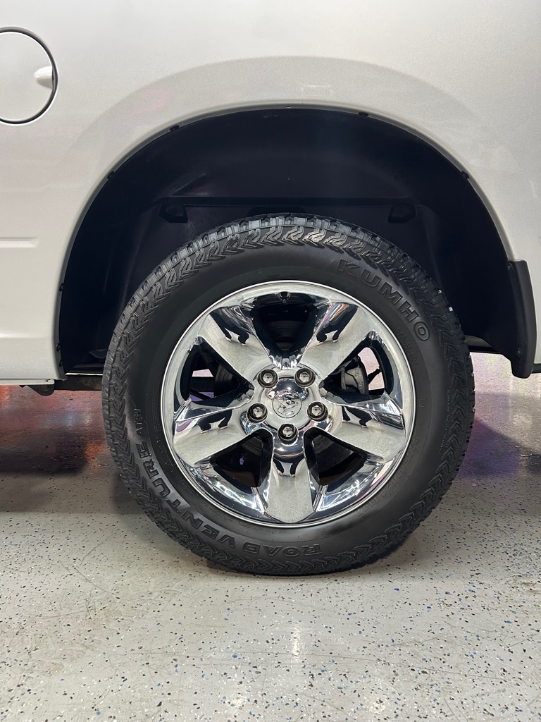 RAM 1500 Classic Express 4x4 Quad Cab 6'4" Box 2019