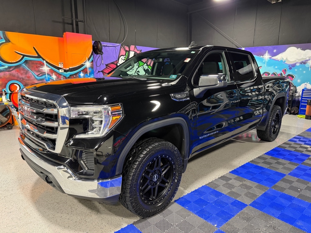 2021 GMC Sierra 1500 SLE's photo