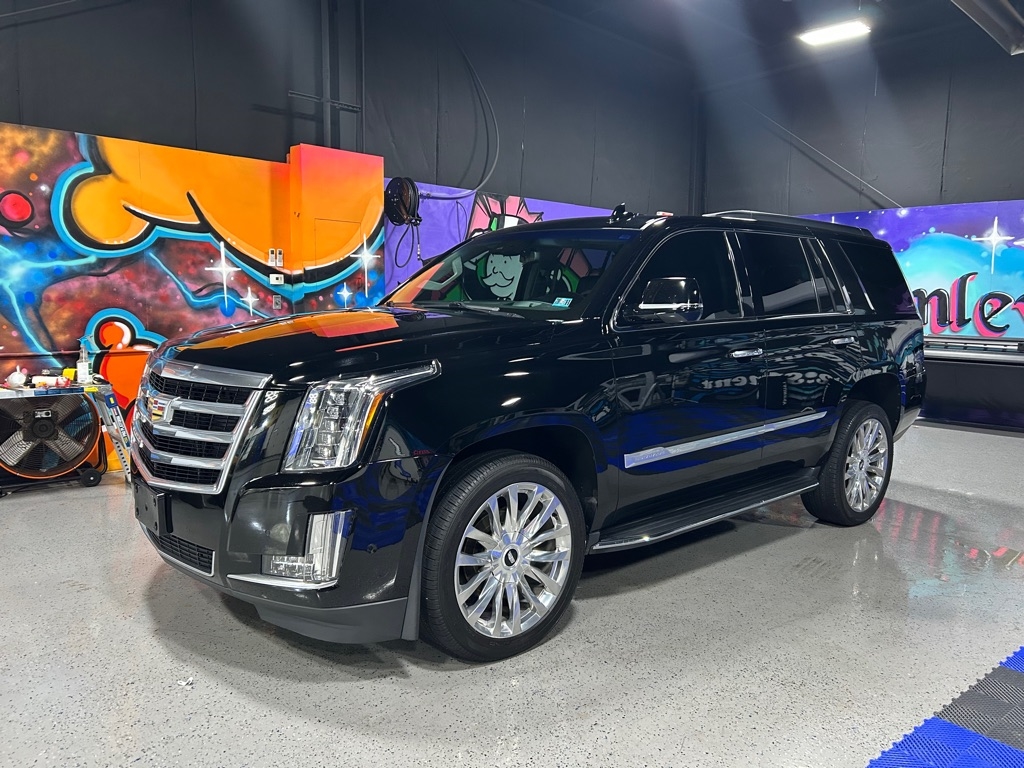 2018 Cadillac Escalade Luxury 4WD