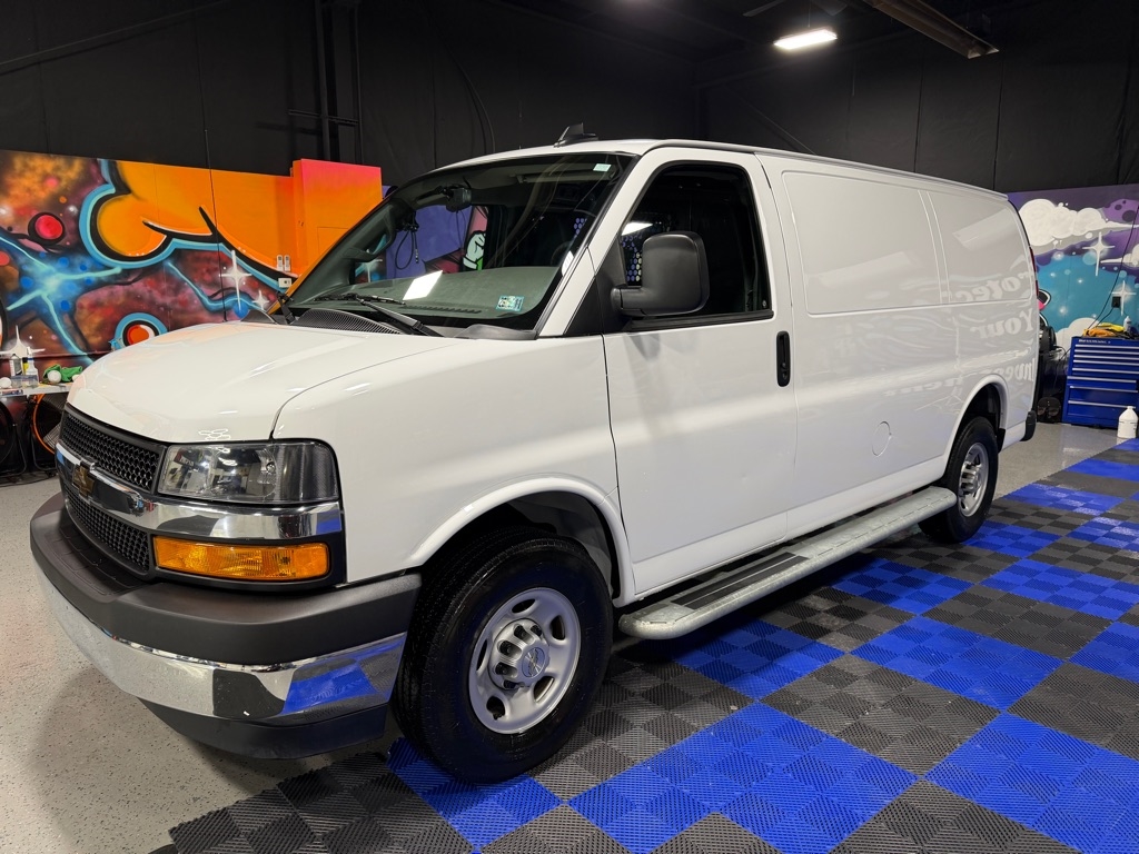 2024 Chevrolet Express 2500 Cargo