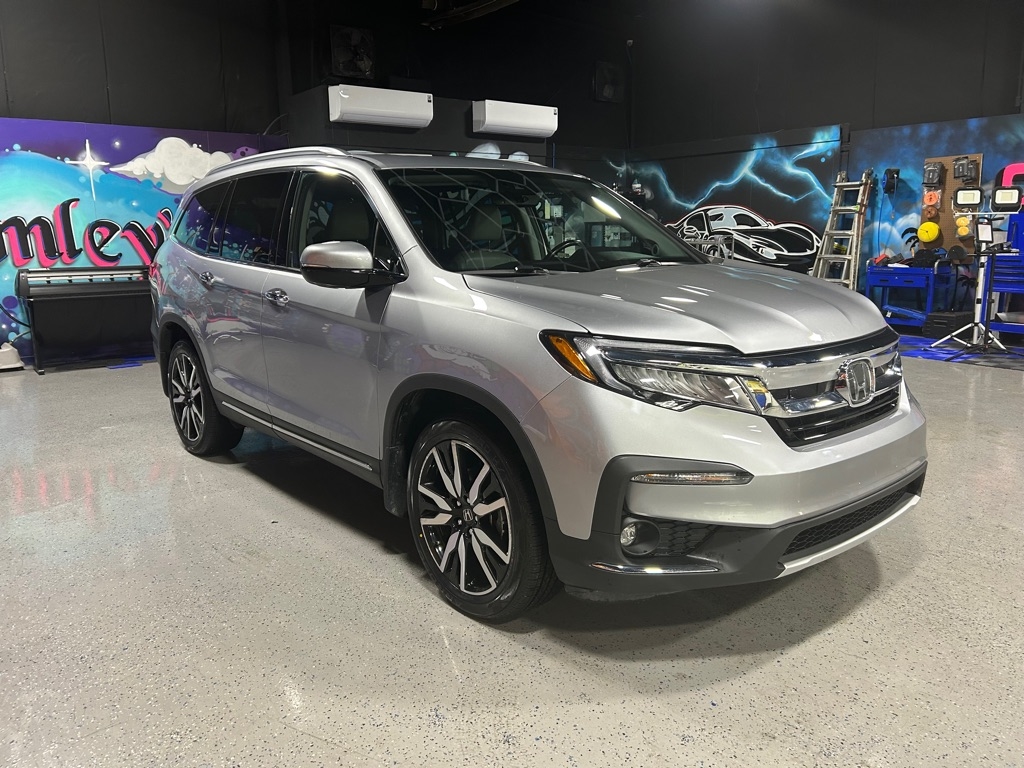 2021 Honda Pilot Elite's photo