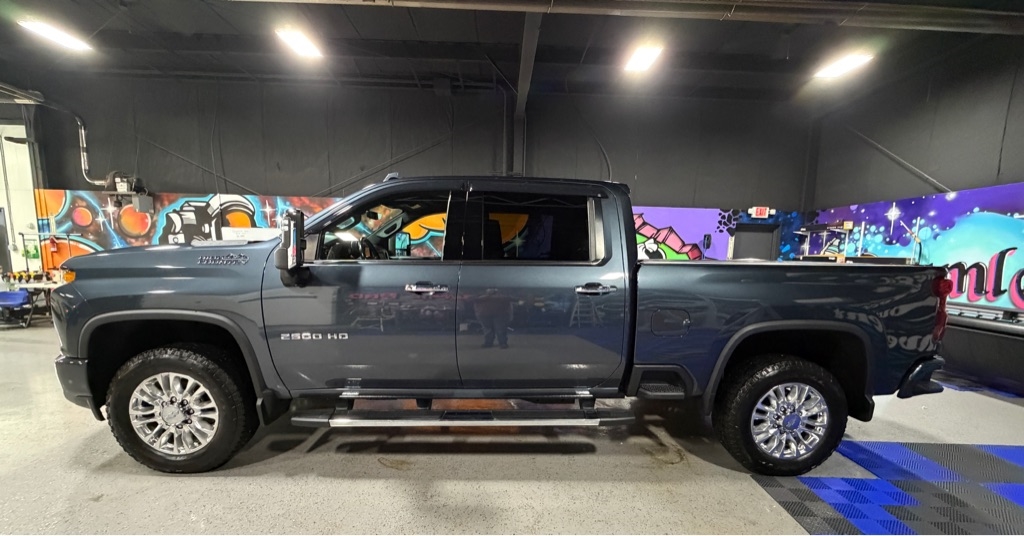 Chevrolet Silverado 2500HD High Country Crew Cab Long Box 4WD 2020