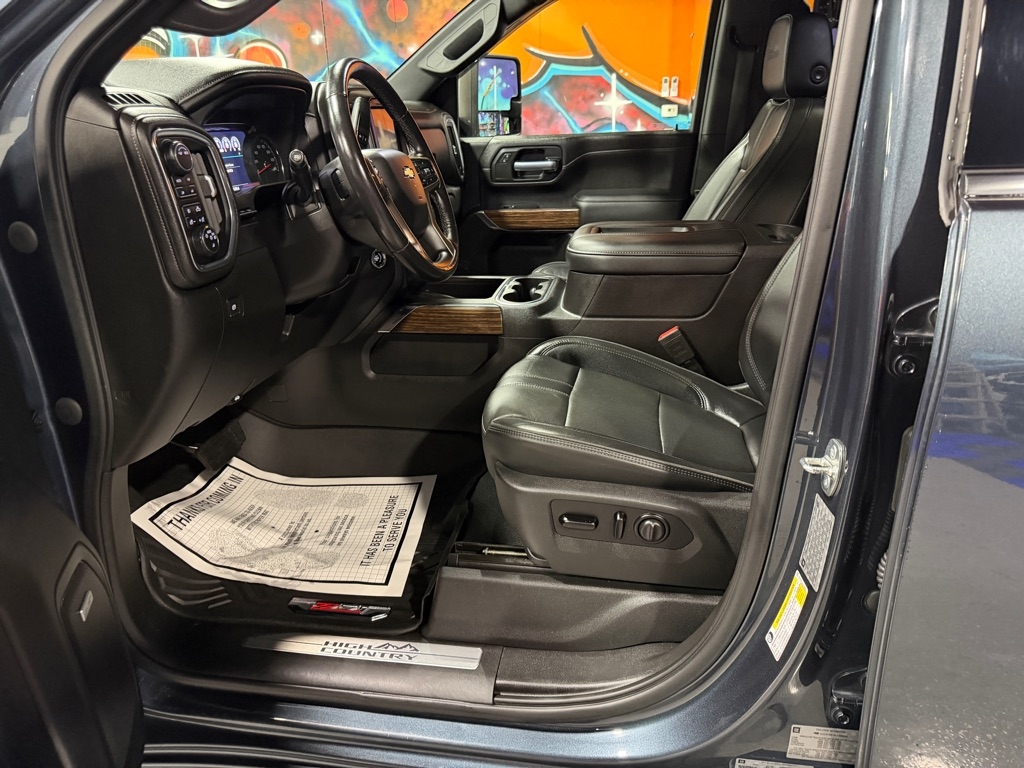 Chevrolet Silverado 2500HD High Country Crew Cab Long Box 4WD 2020