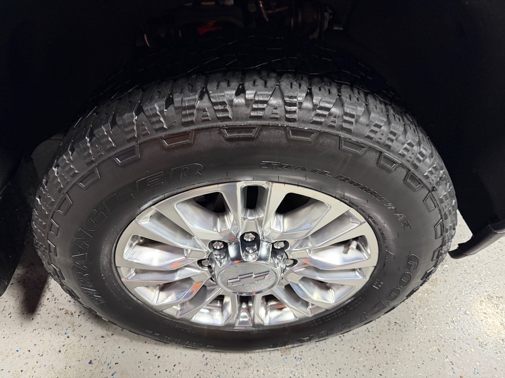 Chevrolet Silverado 2500HD High Country Crew Cab Long Box 4WD 2020