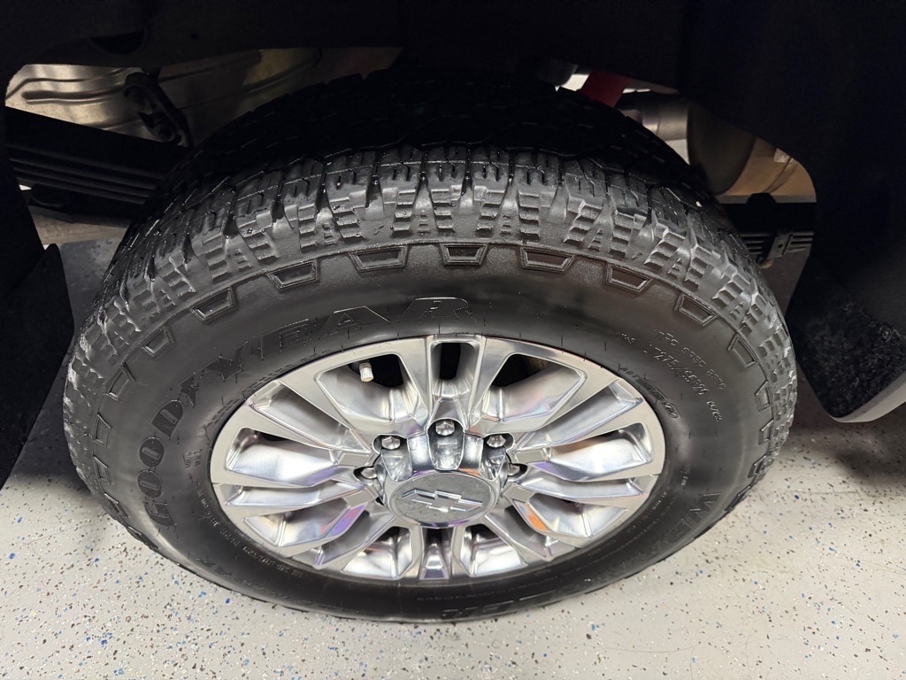 Chevrolet Silverado 2500HD High Country Crew Cab Long Box 4WD 2020