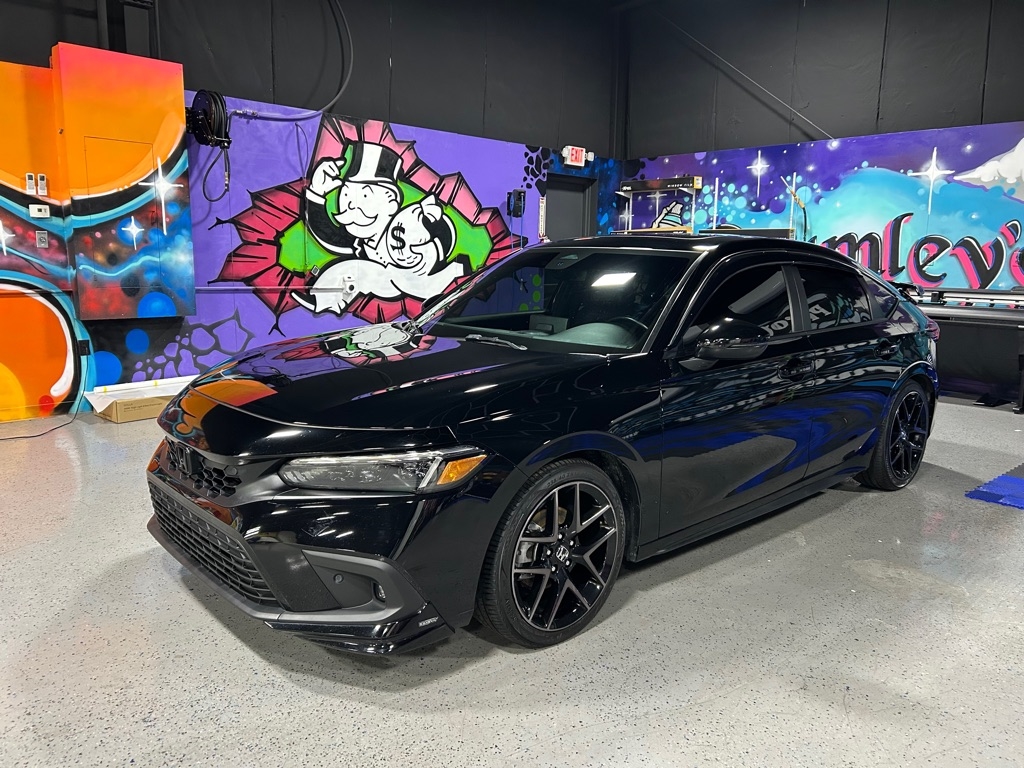 2024 Honda Civic Hatchback Sport Touring's photo