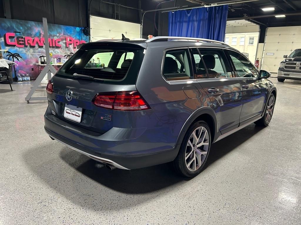 Volkswagen Golf Alltrack TSI SEL 6A 2018