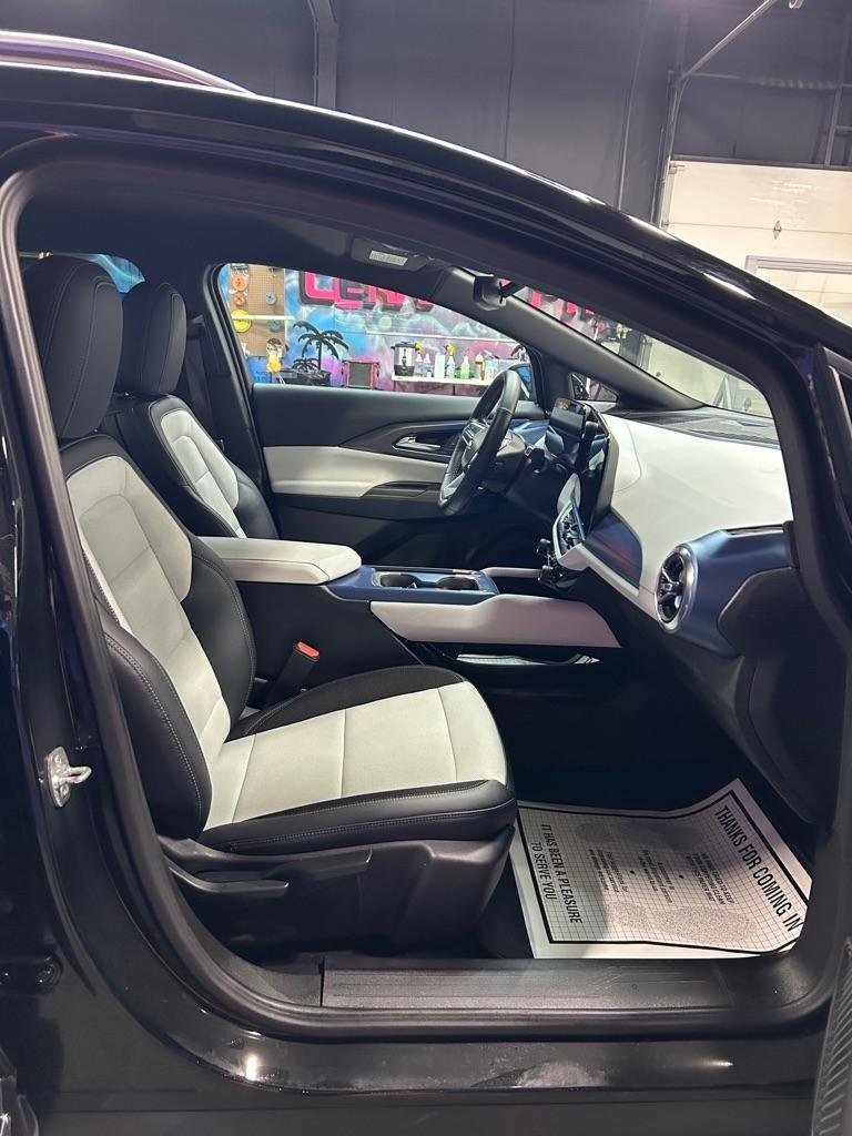 Chevrolet Equinox EV 4dr LT 2025