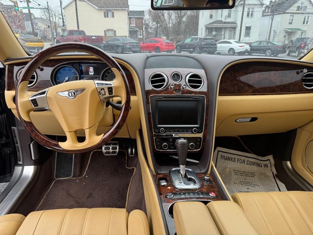 Bentley Continental Flying Spur Sedan 2014