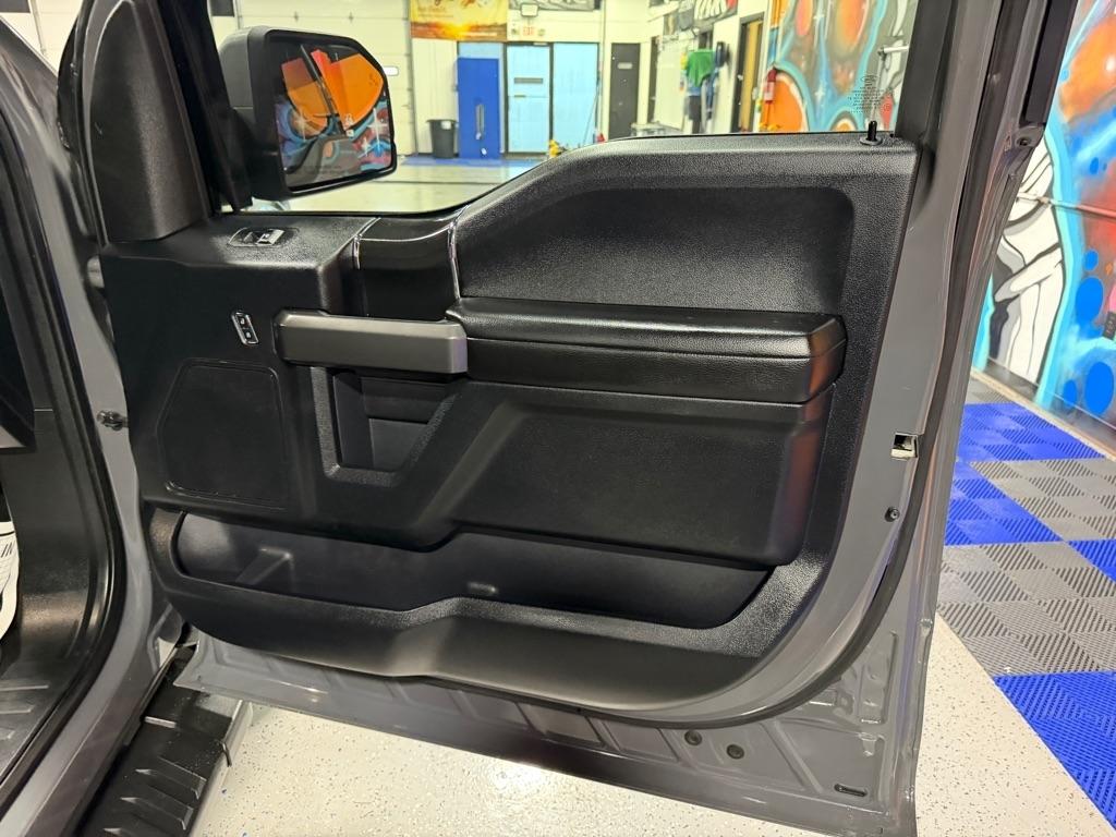 Ford F-150 XLT SuperCrew 4WD 2018