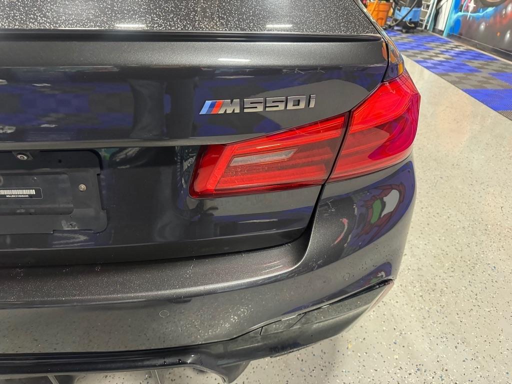 BMW 5-Series M550i xDrive 2019