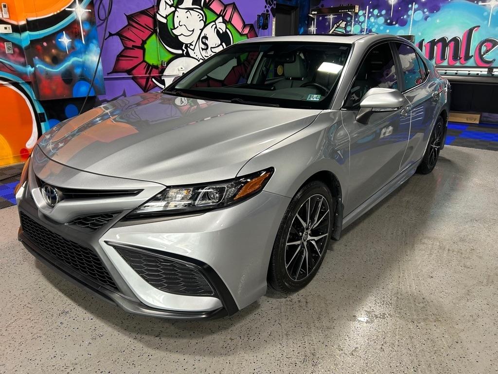 2022 Toyota Camry SE