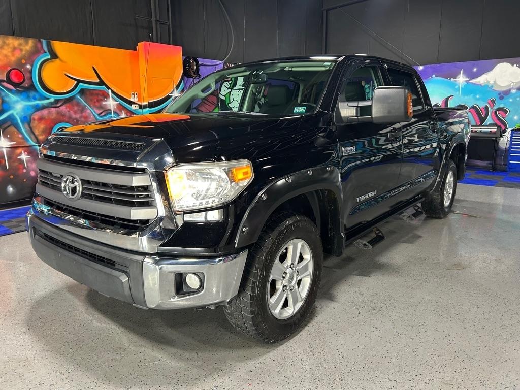 Toyota Tundra SR5 5.7L V8 CrewMax 4WD 2015