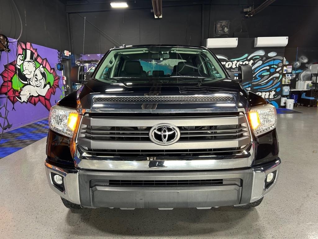 Toyota Tundra SR5 5.7L V8 CrewMax 4WD 2015