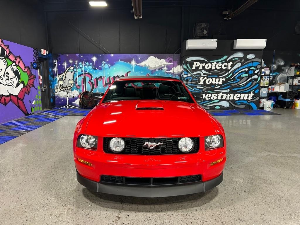 Ford Mustang GT Deluxe Convertible 2007