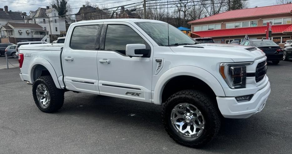 Ford F-150 SuperCrew 139" Lariat 4WD 2022