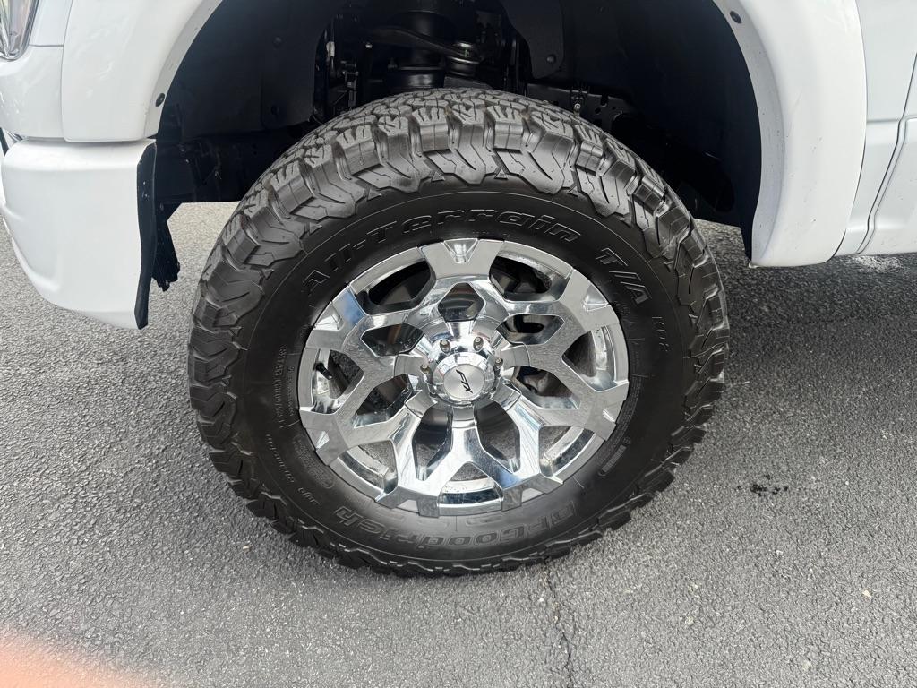 Ford F-150 SuperCrew 139" Lariat 4WD 2022