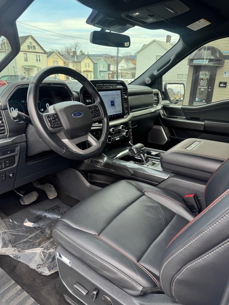 Ford F-150 SuperCrew 139" Lariat 4WD 2022