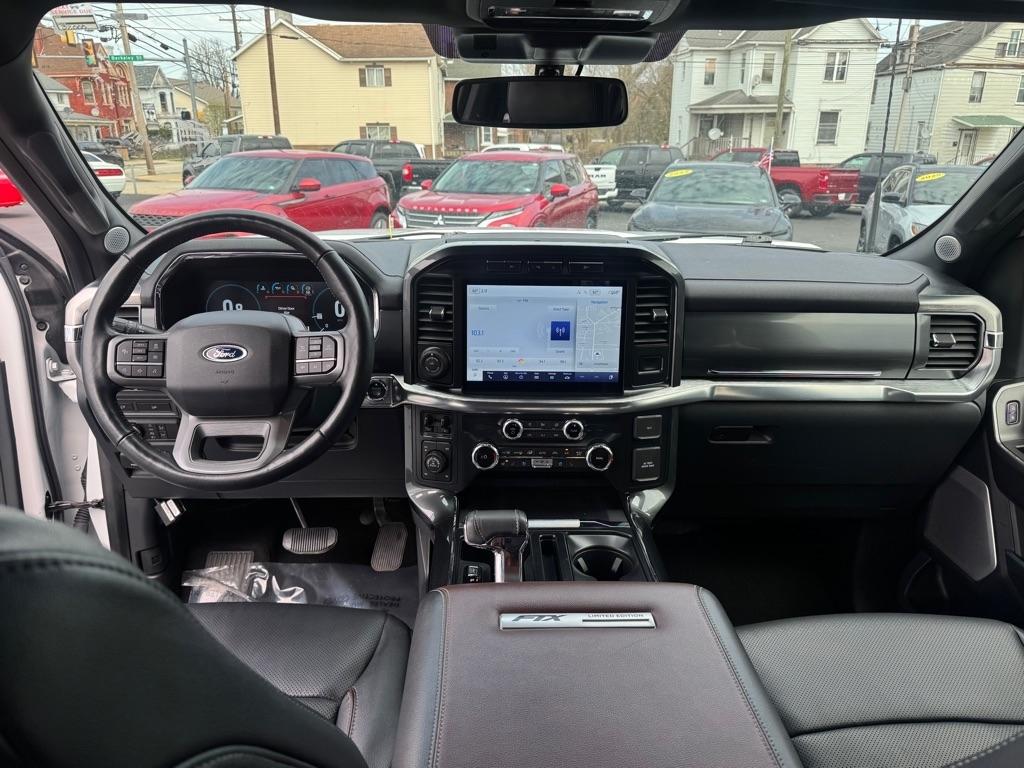 Ford F-150 SuperCrew 139" Lariat 4WD 2022