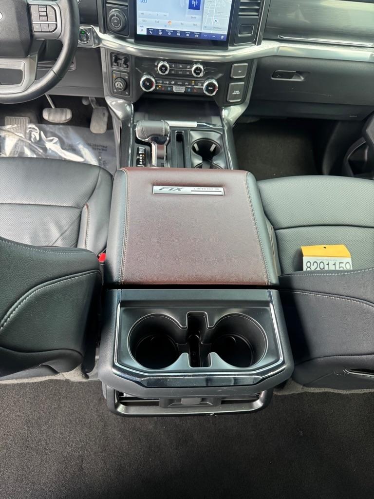 Ford F-150 SuperCrew 139" Lariat 4WD 2022