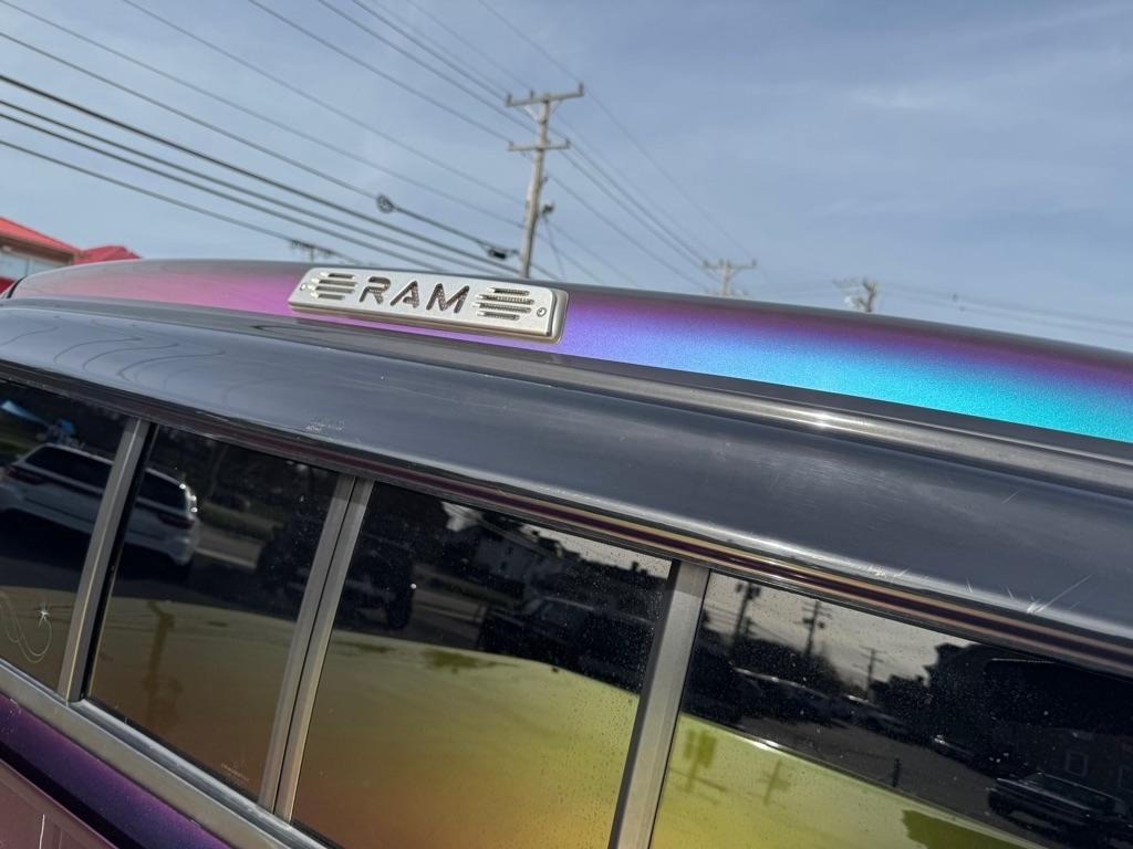 Dodge Ram 1500 ST Club Cab 6.5-ft. Bed 4WD 1997