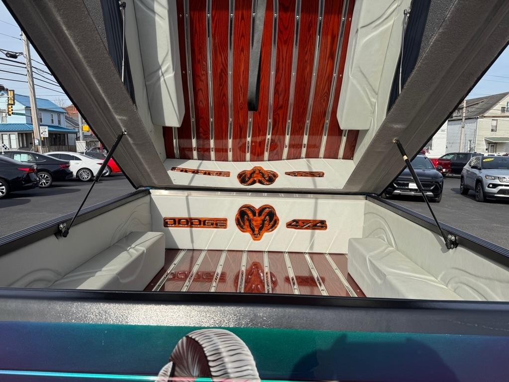 Dodge Ram 1500 ST Club Cab 6.5-ft. Bed 4WD 1997