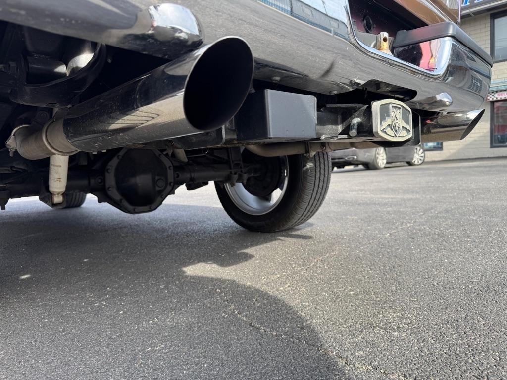 Dodge Ram 1500 ST Club Cab 6.5-ft. Bed 4WD 1997